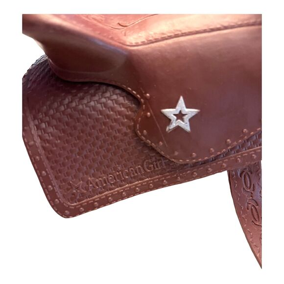 American Girl WESTERN SADDLE SET Horse Saddle Bags Brush Feed Bag Bucket Wraps + - Picture 3 of 7